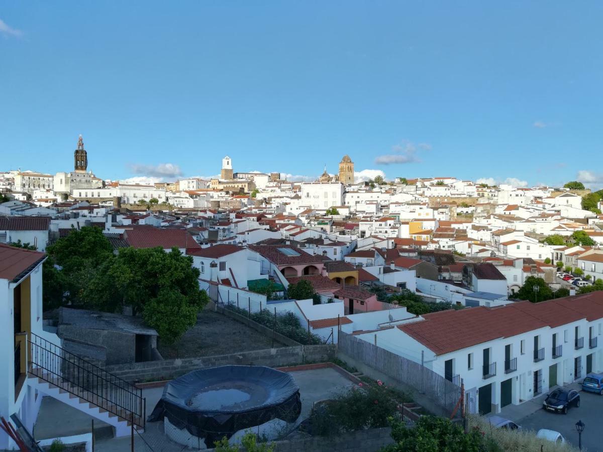 Buhardilla Rustica Mirando A Santa Catalina Apartment Jerez De Los Caballeros Exterior photo
